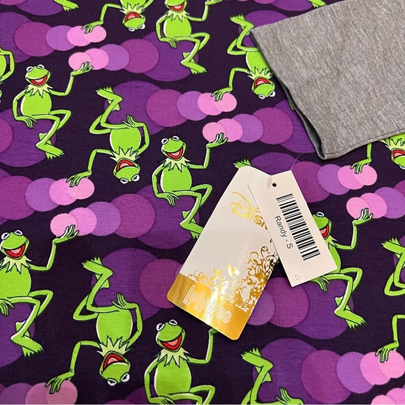 LulaRoe Randy Kermit the frog shirt size S - Picture 7 of 7